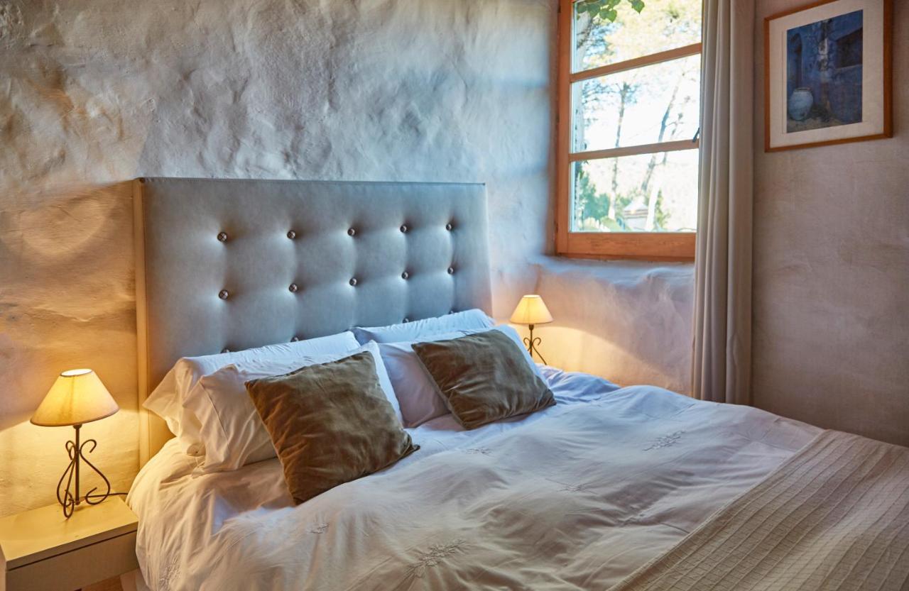 Sitges Hill Retreats-Masia Nur 22 Bedrooms Divided Over 9 Houses For Max 44 Guests Canyelles  Extérieur photo