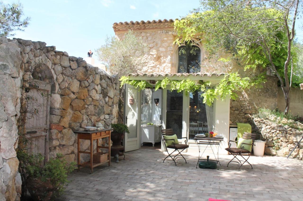 Sitges Hill Retreats-Masia Nur 22 Bedrooms Divided Over 9 Houses For Max 44 Guests Canyelles  Extérieur photo