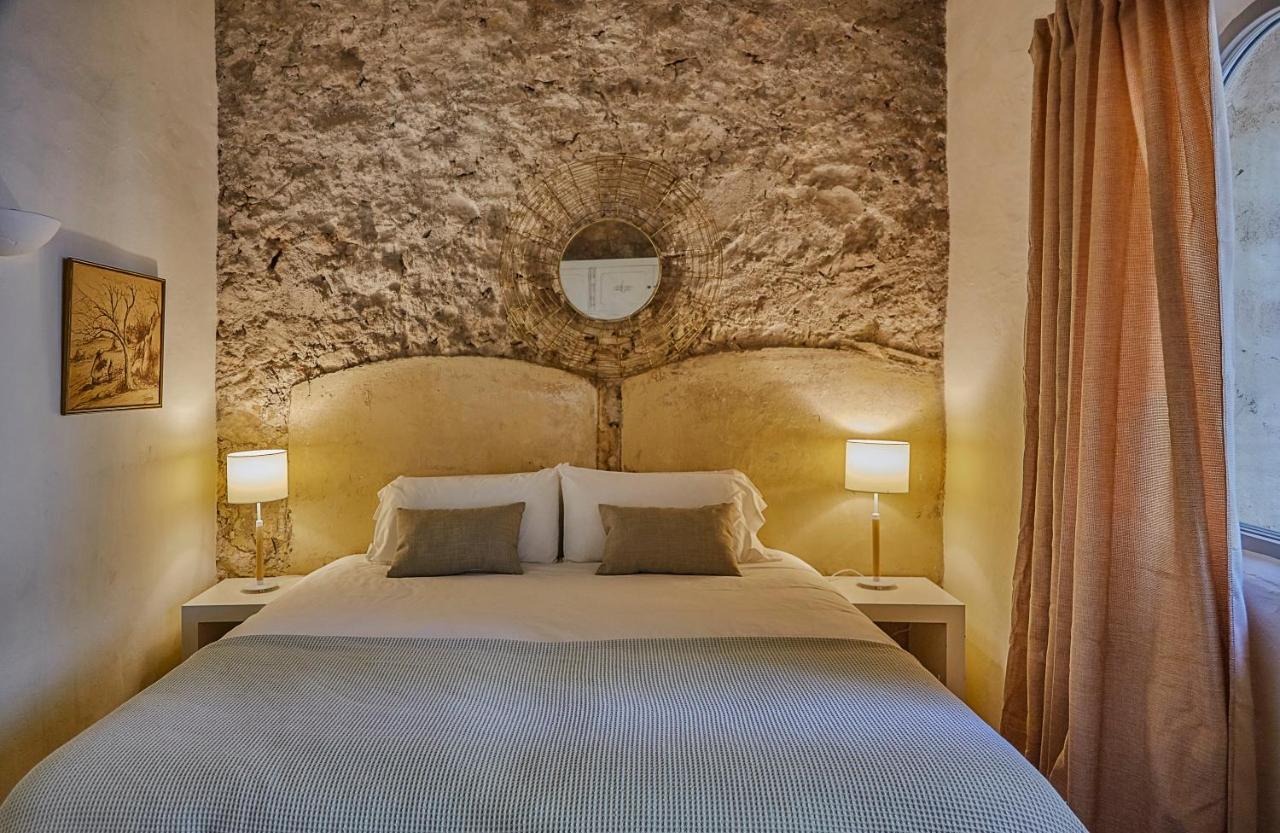 Sitges Hill Retreats-Masia Nur 22 Bedrooms Divided Over 9 Houses For Max 44 Guests Canyelles  Extérieur photo
